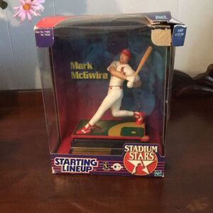 Mark McGwire Starting Lineup Figure 1999
